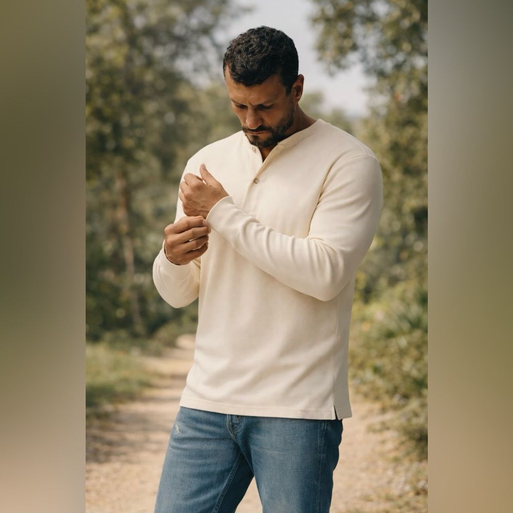 Filson Cotton Henley Top in Sand M NWOT